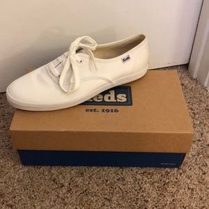 White Keds